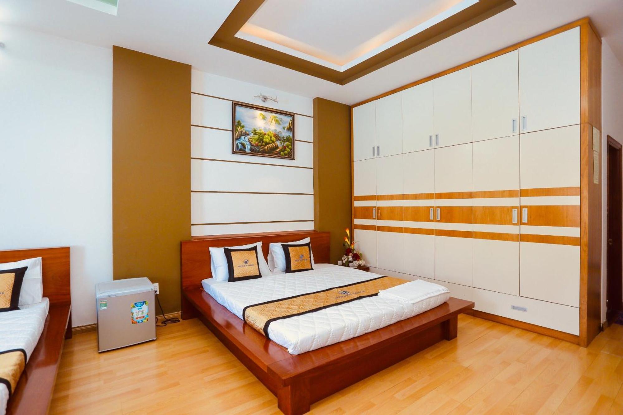 Hotel Duc Thanh Chi Khu Co Ong Exteriör bild