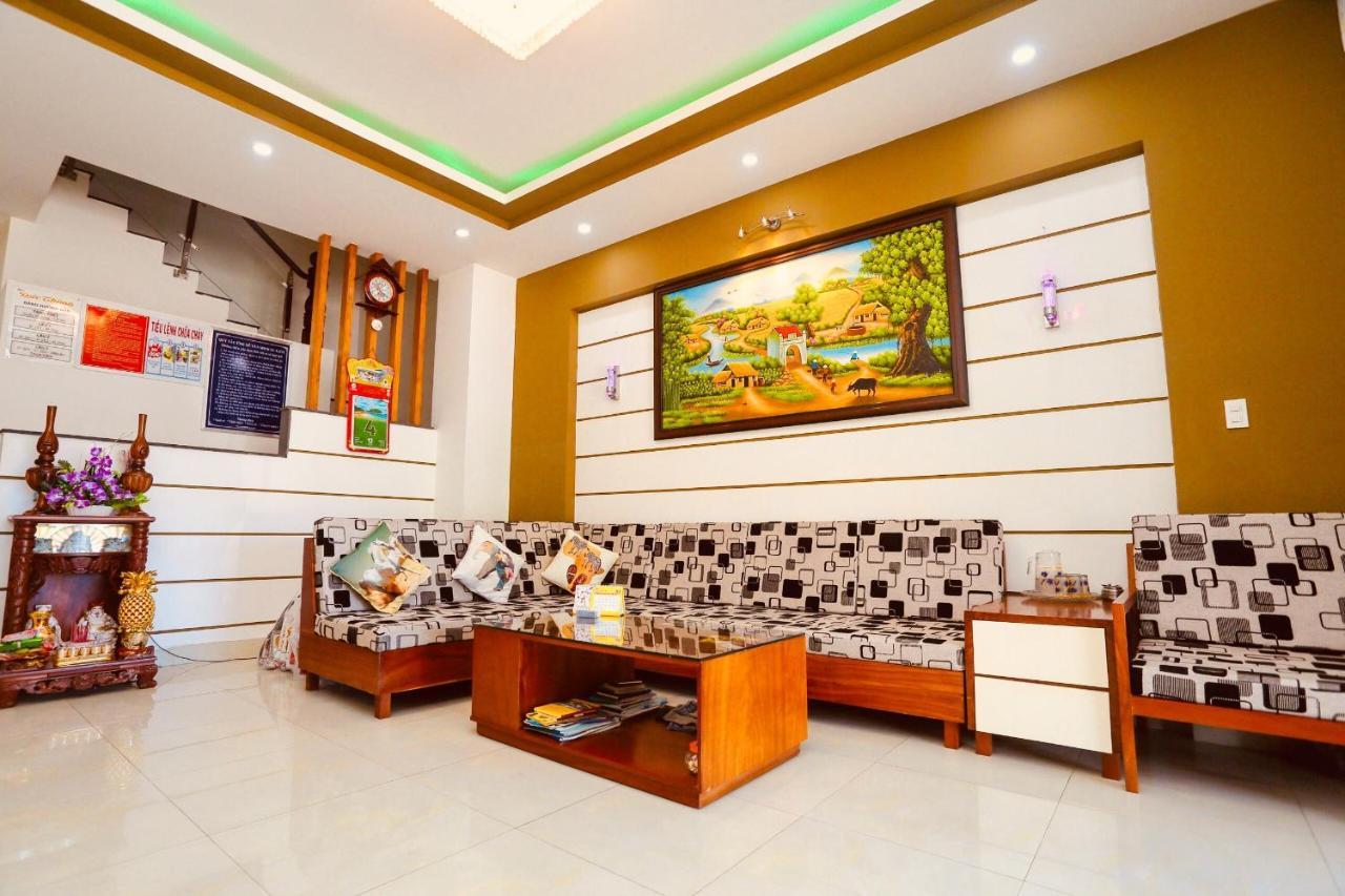 Hotel Duc Thanh Chi Khu Co Ong Exteriör bild